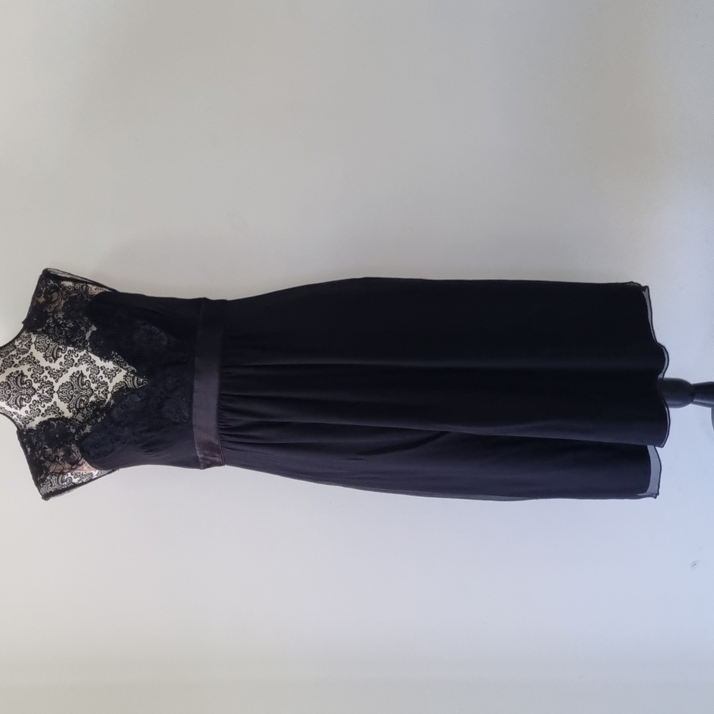 Contony, silk black/tan with lace detail dress, button-up back, v-neck, size 12 - Picture 2 of 10